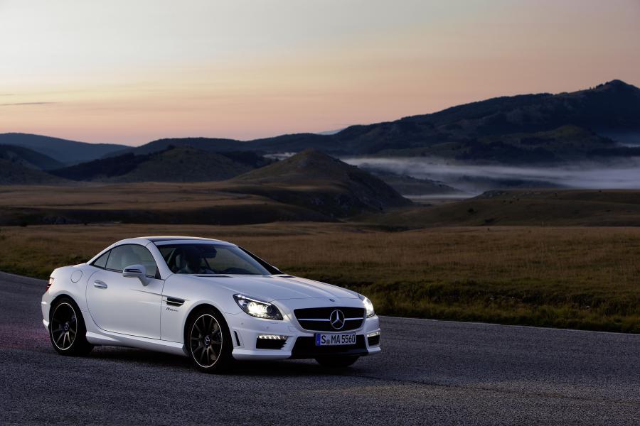  Mercedes-Benz SLK55 AMG 2011 года  (фото 23 из 34)